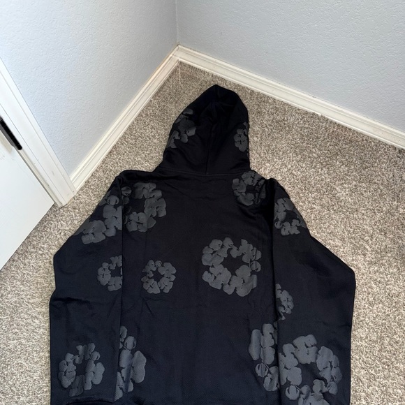 Denim Tears Cotton Wreath Hoodie Black Monochrome NEW SIZE S - Picture 6 of 9